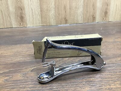 Pampered Chef Cherry and Olive Pitter Hard to Find With box